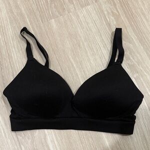 Kindred Bravely Minimalist pumping and breastfeeding bra